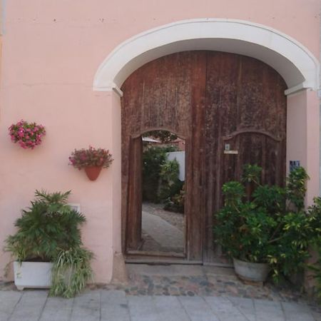 B&B Casa Licheri San Vito  Eksteriør bilde